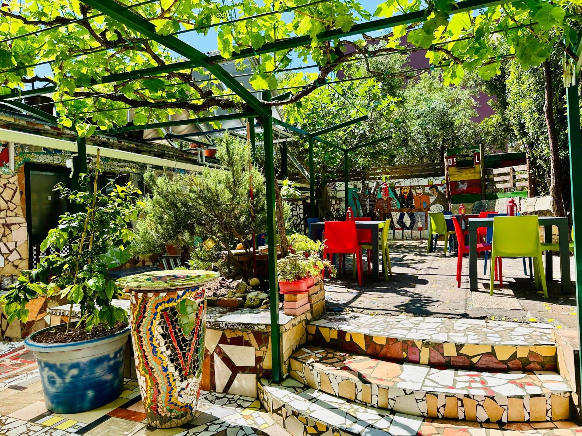 Hostel Art & Joy بولا المظهر الخارجي الصورة