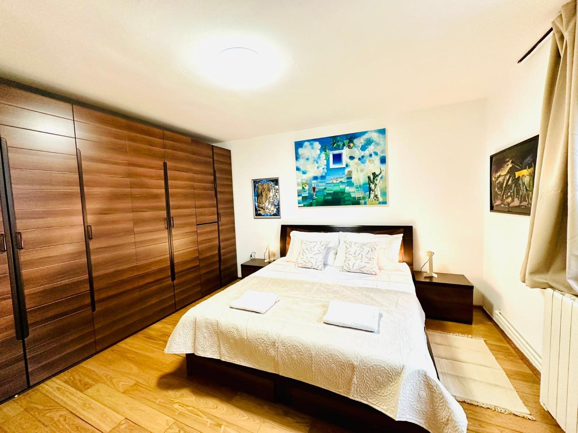 Hostel Art & Joy بولا المظهر الخارجي الصورة