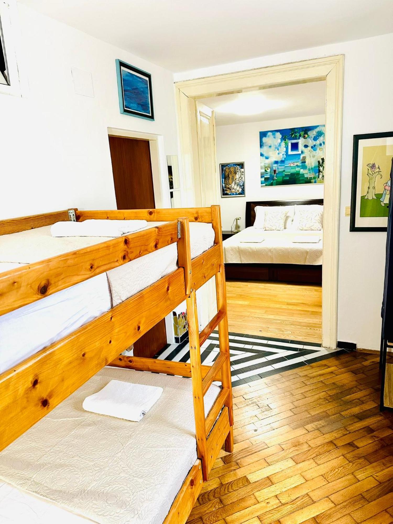 Hostel Art & Joy بولا المظهر الخارجي الصورة