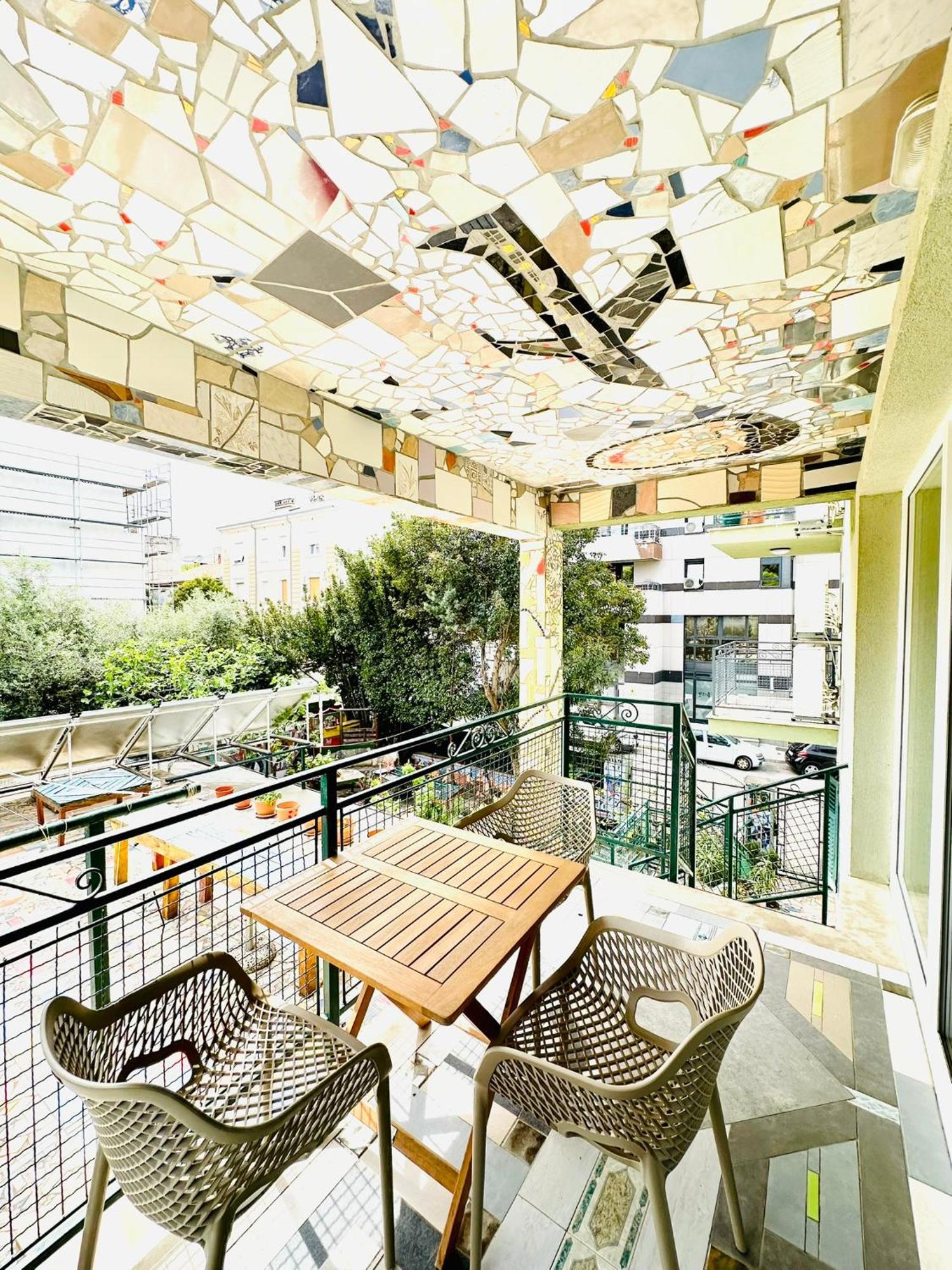Hostel Art & Joy بولا المظهر الخارجي الصورة