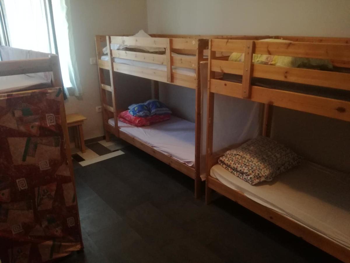 Hostel Art & Joy بولا المظهر الخارجي الصورة